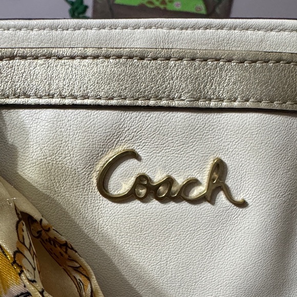 Coach Cream Tote Bag with Gold Accents - Picture 2 of 15
